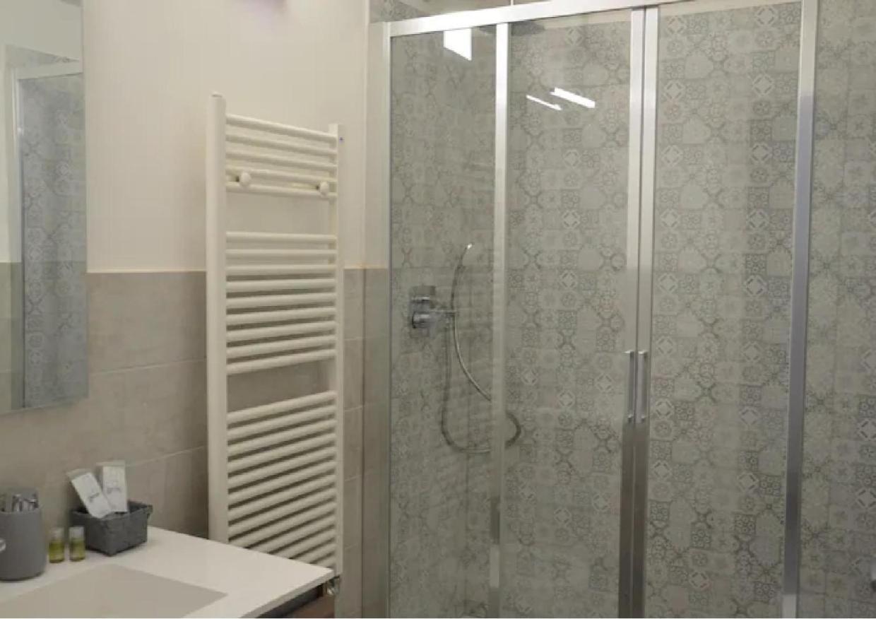 フィレンツェ Residenza Cavour Bed & Breakfast エクステリア 写真