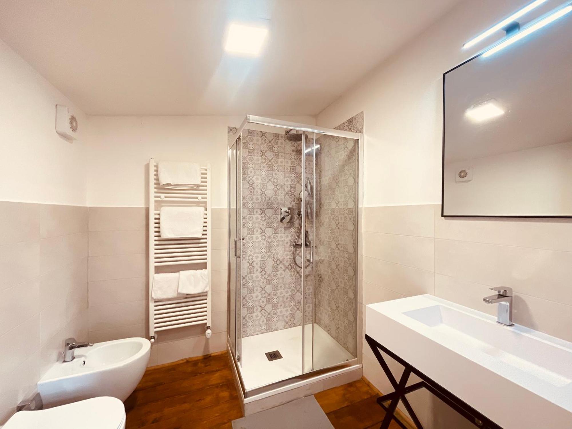 フィレンツェ Residenza Cavour Bed & Breakfast エクステリア 写真